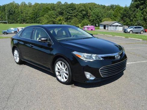 Used 2013 Toyota Avalon Limited FWD image 56