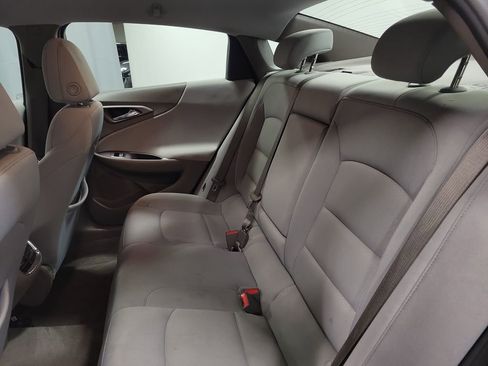 Used 2022 Chevrolet Malibu LT image 19