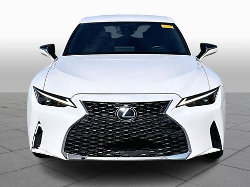 Used 2022 Lexus IS 300 image 3