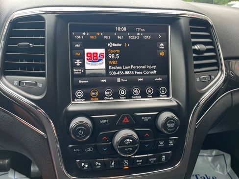 Used 2018 Jeep Grand Cherokee Trailhawk w/ Trailhawk Luxury Group AWD/4WD image 15