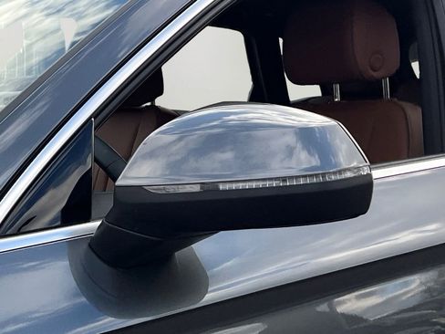 Used 2024 Audi Q5 2.0T Premium w/ Convenience Package image 26