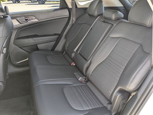 Used 2025 Kia Sportage SX Prestige AWD/4WD image 36