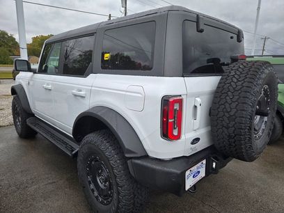 New 2025 Ford Bronco Outer Banks w/ Sasquatch Package