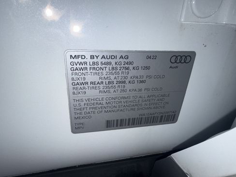 Used 2022 Audi Q5 2.0T Premium Plus w/ Premium Plus Package AWD/4WD image 28