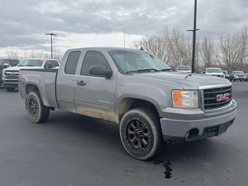 Used 2008 GMC Sierra 1500 SLE w/ Power Pack Plus image 9