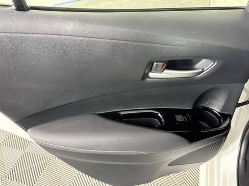 Used 2020 Toyota Corolla XSE FWD image 24