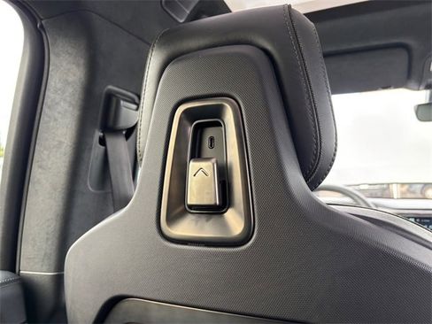 Used 2023 Rivian R1S Launch Edition image 43