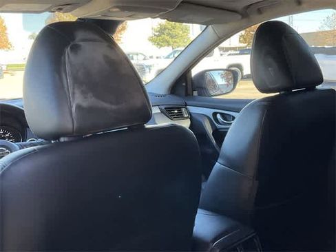 Used 2020 Nissan Rogue Sport SL w/ Premium Package image 16