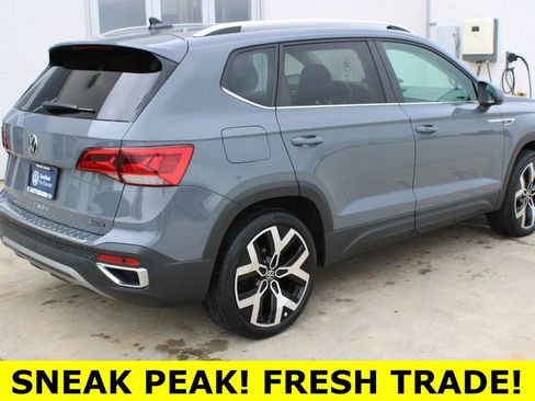 Certified 2023 Volkswagen Taos SEL AWD/4WD image 6