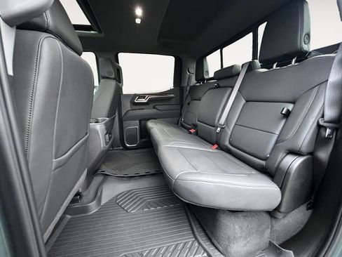 Certified 2025 Chevrolet Silverado 1500 LT Trail Boss w/ Convenience Package II image 11