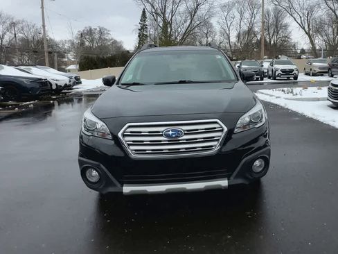 Used 2017 Subaru Outback 2.5i Limited image 3