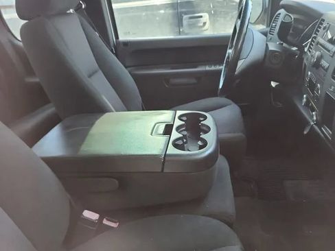 Used 2011 GMC Sierra 1500 SLE w/ Texas Edition RWD image 4