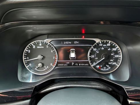Used 2025 Nissan Pathfinder SV AWD/4WD image 53