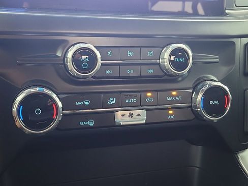 Used 2024 Ford F150 XLT w/ XLT Black Appearance Package image 22