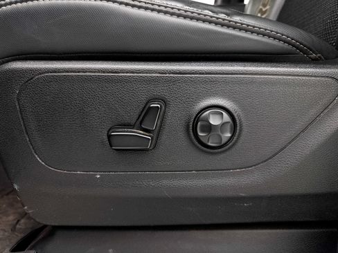Used 2020 RAM 1500 Rebel AWD/4WD image 22