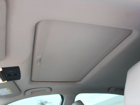 Used 2022 Nissan Altima 2.5 Platinum image 6