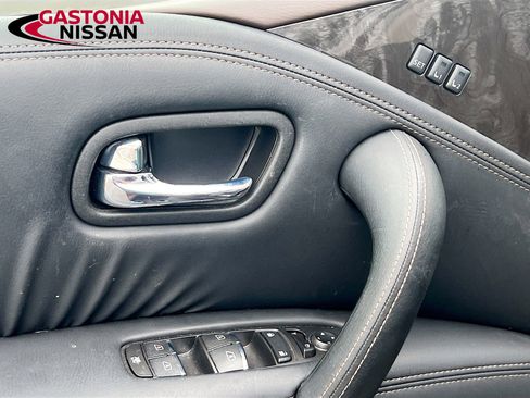 Used 2024 Nissan Armada Platinum w/ Captain's Chairs Package image 22