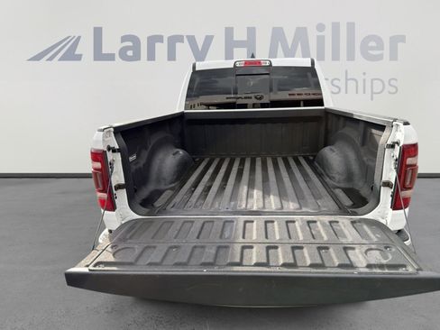 Certified 2020 RAM 1500 Laramie w/ Off Road Group image 32