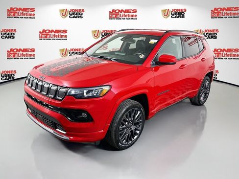 Used 2022 Jeep Compass Limited AWD/4WD image 13