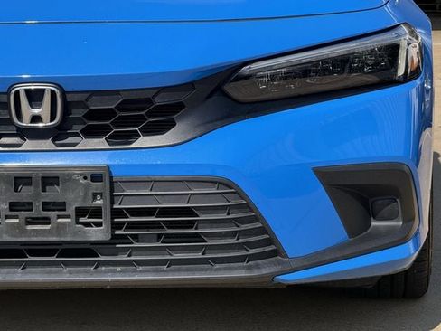 Used 2023 Honda Civic Sport image 9