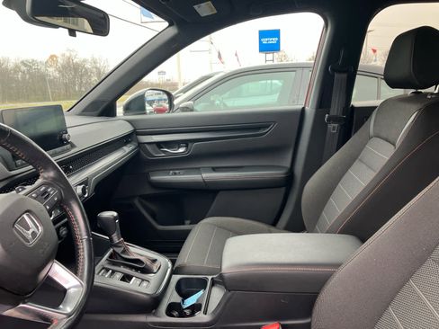 Used 2024 Honda CR-V Sport image 9