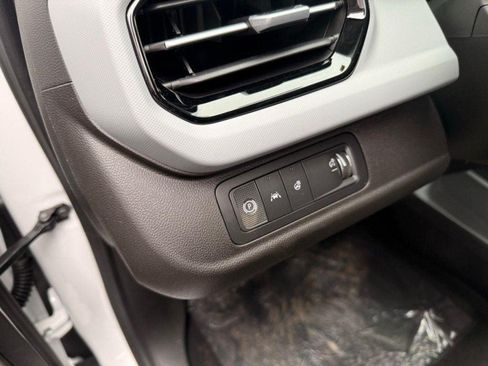 New 2027 Chevrolet Bolt LT w/ Comfort Package FWD image 7