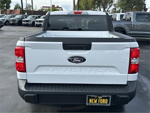 New 2025 Ford Maverick XL image 5
