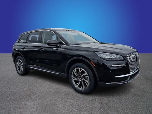 Used 2024 Lincoln Corsair FWD image 3