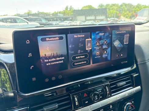 New 2026 Nissan Pathfinder SL FWD image 19