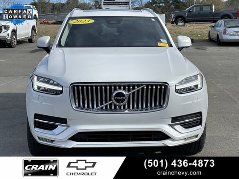 Used 2023 Volvo XC90 B6 Plus image 2