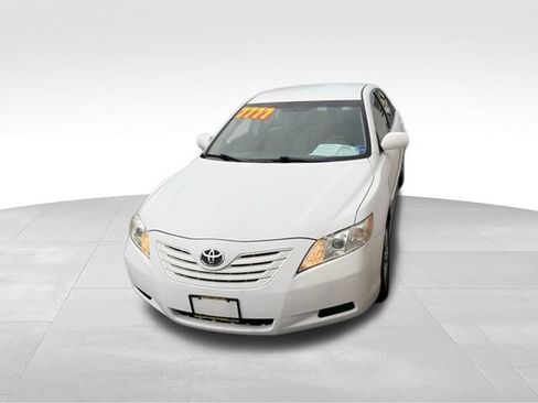 Used 2009 Toyota Camry LE FWD image 30