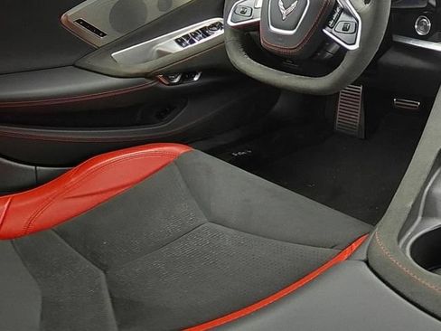 Used 2023 Chevrolet Corvette Stingray Premium Conv w/ Z51 Performance Package RWD image 23