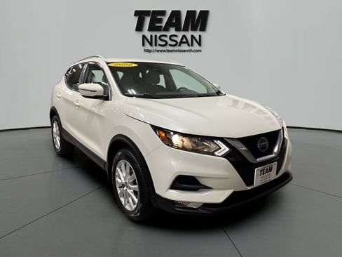 Certified 2022 Nissan Rogue Sport SV AWD/4WD image 1