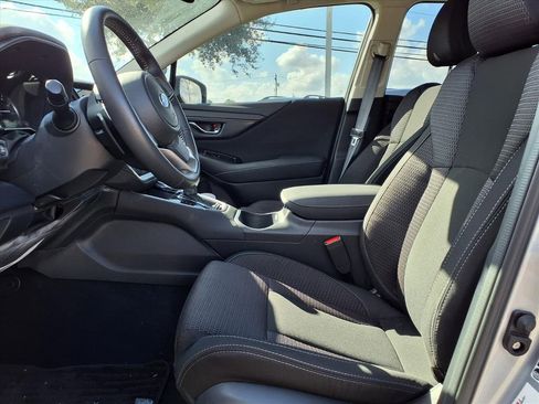 Certified 2025 Subaru Outback Premium image 9