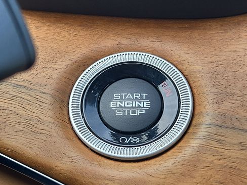 Used 2021 Jeep Grand Cherokee L Summit image 21