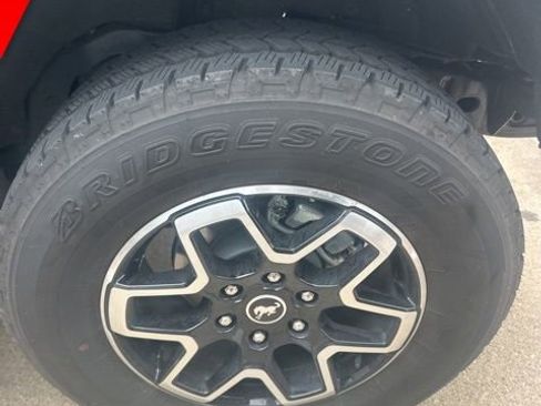 Used 2025 Ford Bronco Outer Banks AWD/4WD image 8