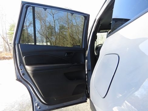 Used 2024 Honda Passport TrailSport image 19