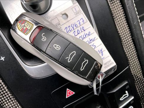 Used 2018 Porsche 718 Boxster GTS image 18