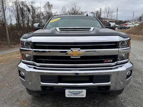 Used 2019 Chevrolet Silverado 2500 LTZ w/ Duramax Plus Package image 2
