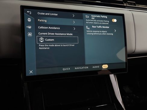 Used 2025 Land Rover Range Rover Sport Dynamic SE image 24