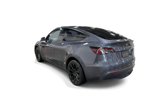 Certified 2023 Tesla Model Y Long Range AWD/4WD image 4