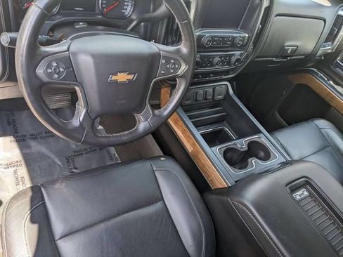 Used 2018 Chevrolet Silverado 1500 LTZ AWD/4WD image 11