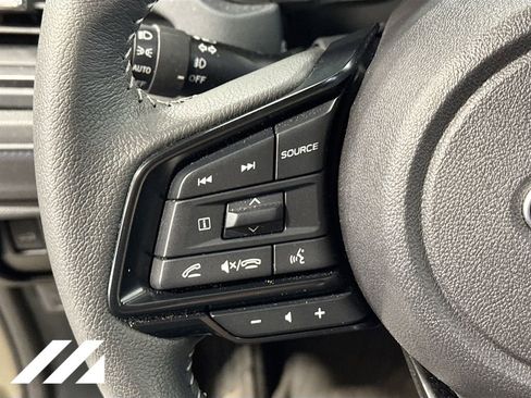 Used 2025 Subaru Forester Premium AWD/4WD image 12