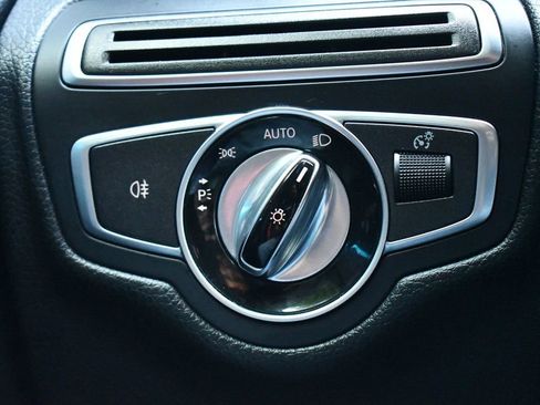 Used 2017 Mercedes-Benz GLC 43 AMG 4MATIC image 40