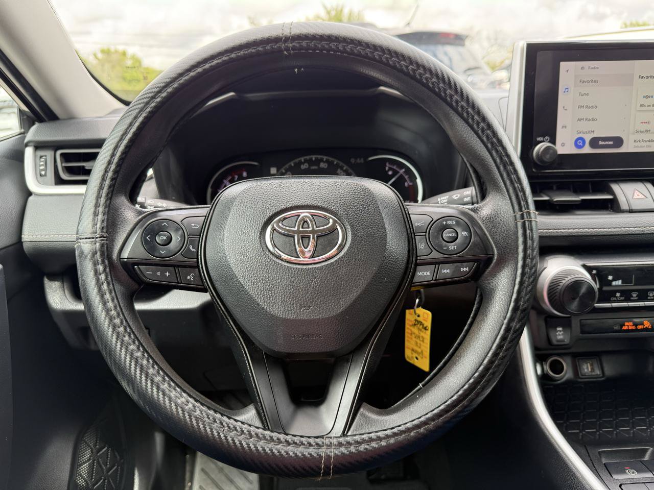 Used 2024 Toyota RAV4 LE FWD image 20