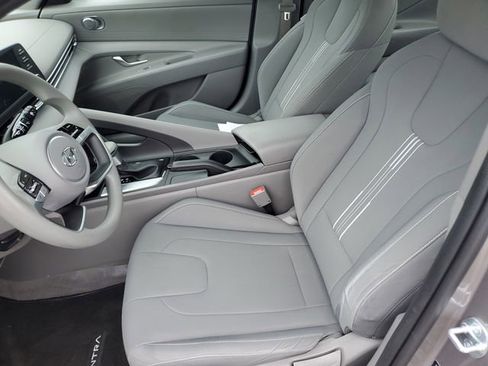 Certified 2023 Hyundai Elantra SEL FWD image 16