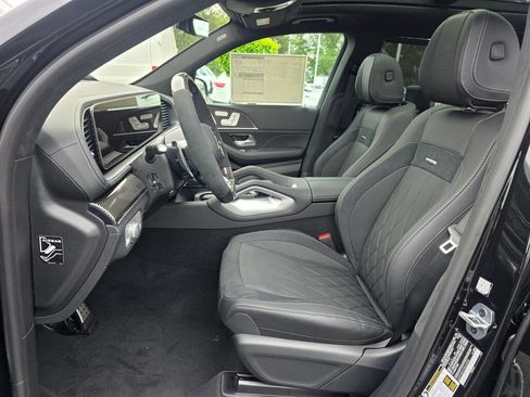 New 2026 Mercedes-Benz GLS 63 AMG 4MATIC image 13