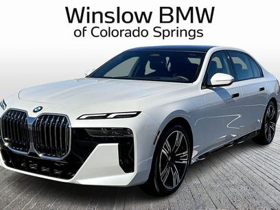 Used 2025 BMW 760i xDrive w/ Premium Package