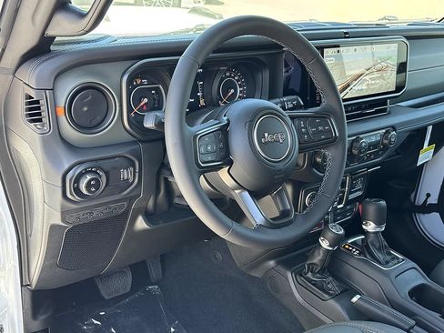 New 2026 Jeep Gladiator Mojave AWD/4WD image 10