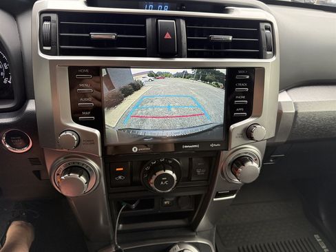 Used 2021 Toyota 4Runner SR5 Premium w/ Moonroof Package AWD/4WD image 15